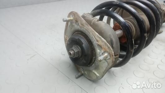 Стойка передняя левая volvo XC70 1 (KNK22K501)