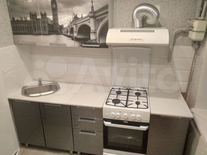 2-к. квартира, 56,5 м², 2/5 эт.