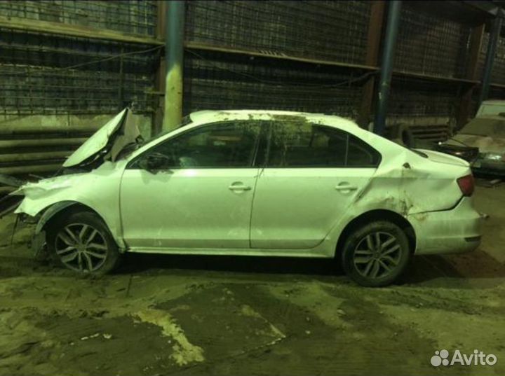 Авторазбор,Запчасти Volkswagen jetta 6 CFN 1,6