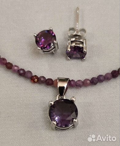 Украшение шарм