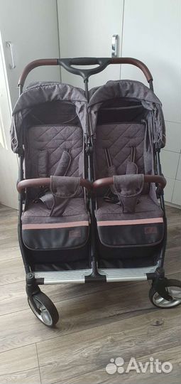 Коляска для двойни carrello connect