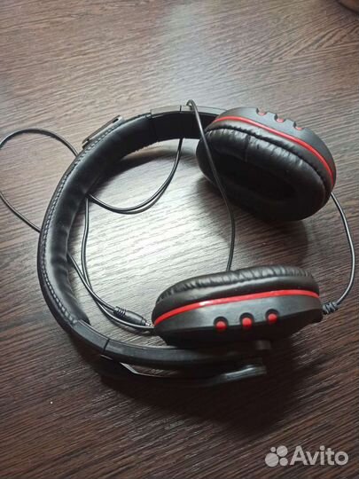 Игровые наушники с микрофоном