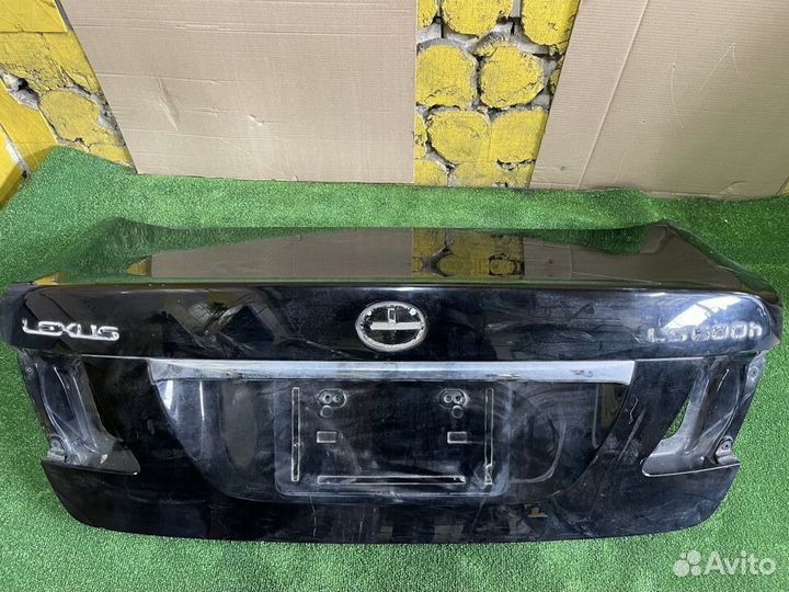 Крышка багажника Lexus LS600hl