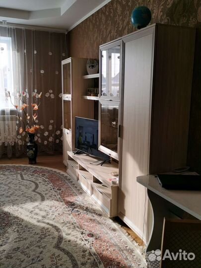 Стенка в гостиную