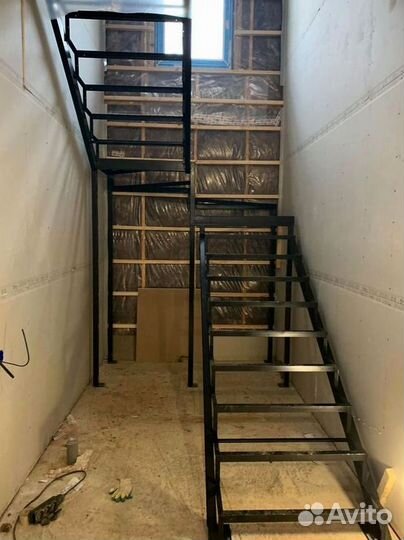 Лестница металлическая