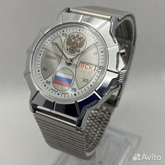 Часы Слава, Россия
