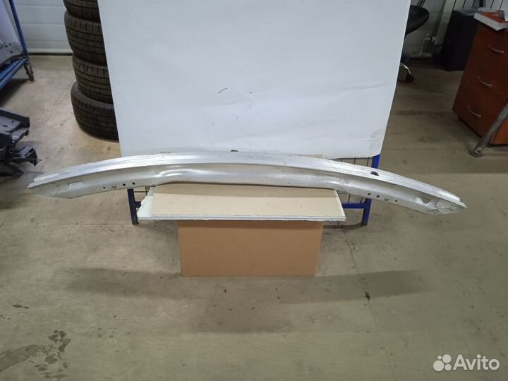 Усилитель переднего бампера BMW X3 E83 2003-2010