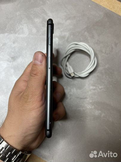 Телефон iPhone 8 plus (Без ремонта )