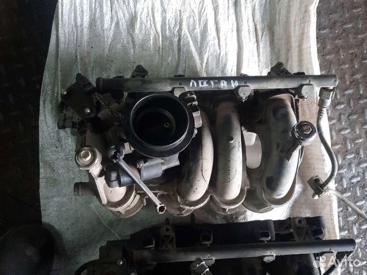 Ресивер колектор впускной Renault Logan