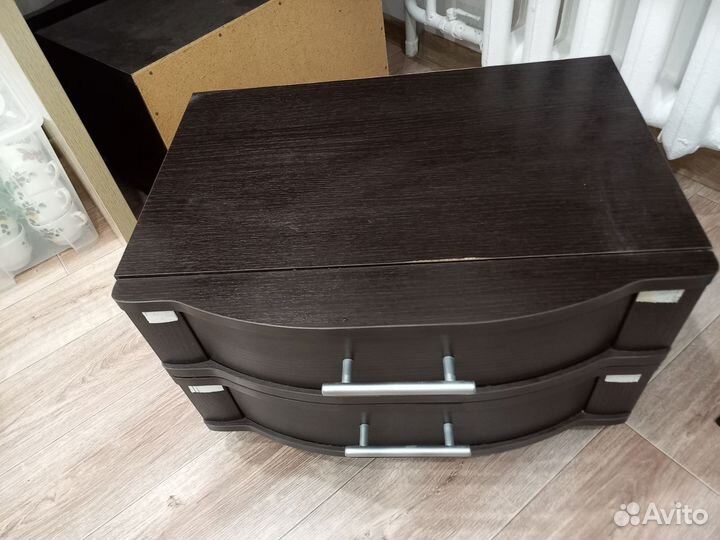 Тумба прикроватная