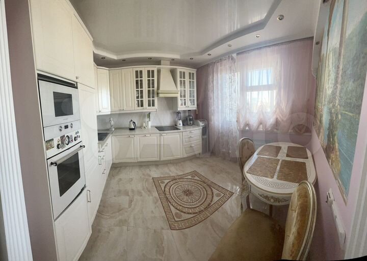 3-к. квартира, 86 м², 15/23 эт.