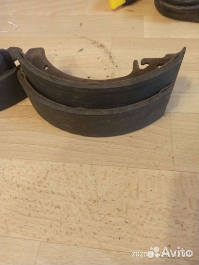 Тормозные колодки задние ваз 2108