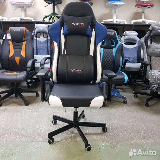 Игровое геймерское компьютерное кресло