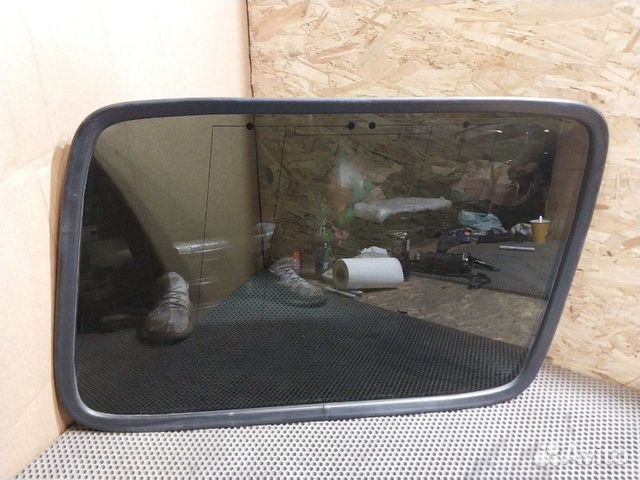 Стекло заднее заднее правое Mercedes-Benz G-Class