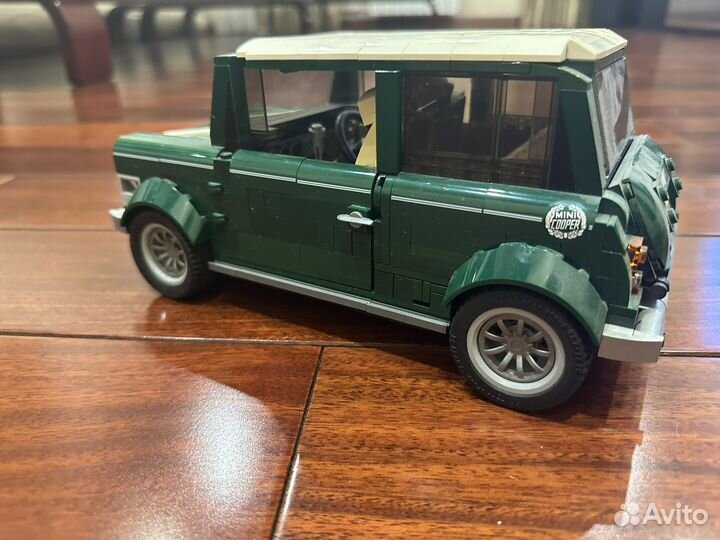 Лего машина