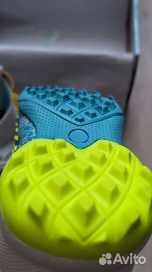 Футзалки сороконожки