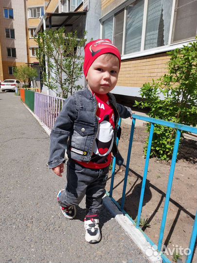 Отдам вещи на мальчика