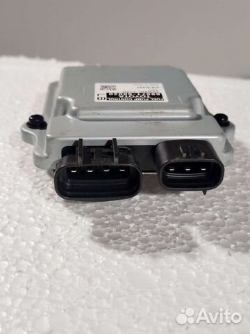 Блок управ. топливным насосом Toyota Camry XV70 др