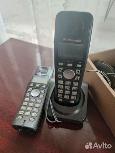 Panasonic телефон с двумя станциями