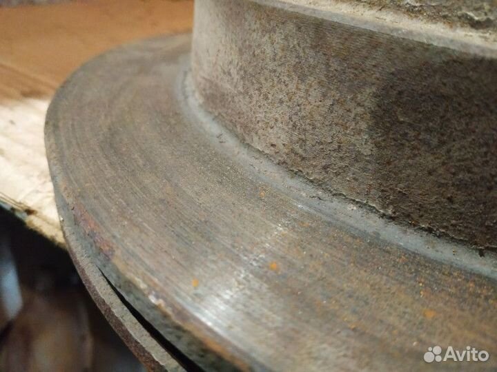 Диски тормозные задние Mitsubishi Pajero