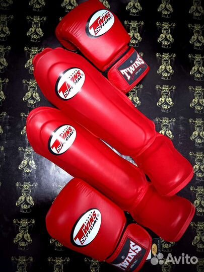 Боксерские перчатки Twins special