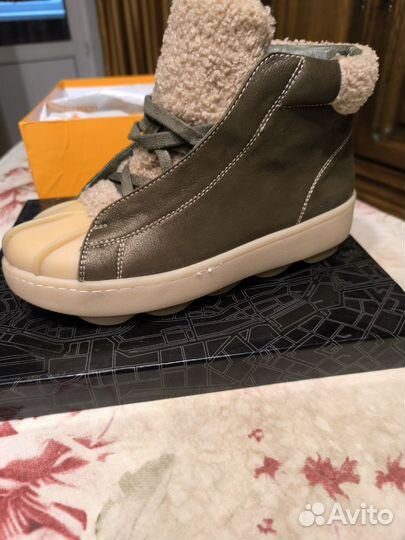Ботинки женские зимние 38 размера