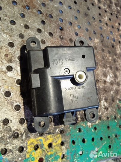 Сервопривод печки Nissan X-Trail T31