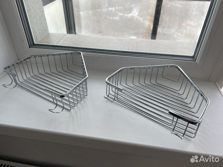 Полочка для ванной