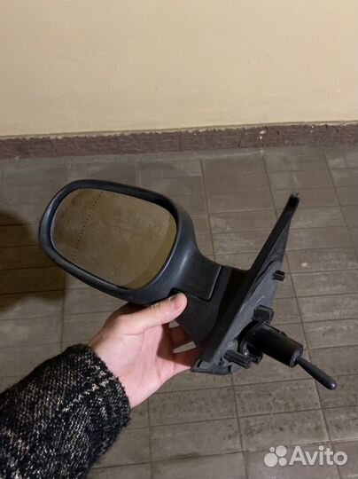 Боковое зеркало (новое)