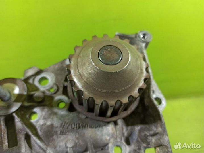Помпа Renault Logan K4M 1.6 V16