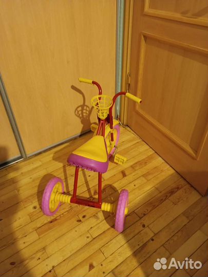 Детский велосипед для самых маленьких