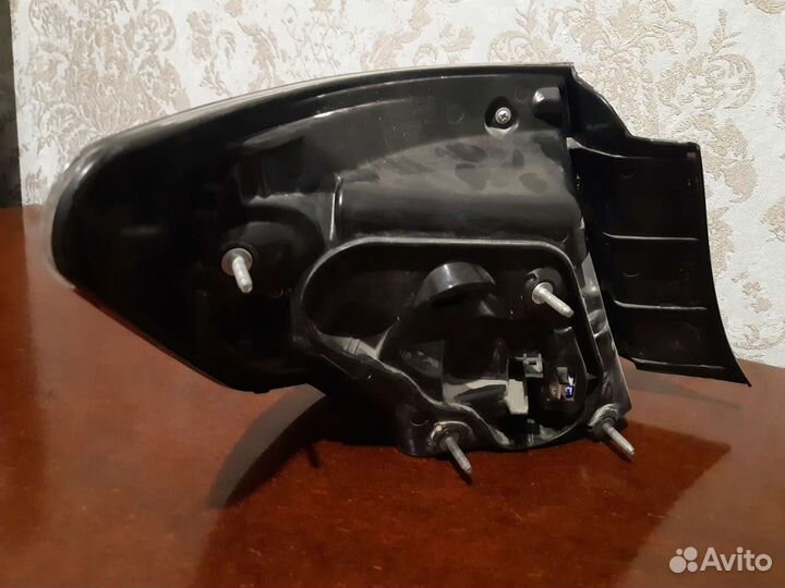 Задний фанарь на камри 55 кузов