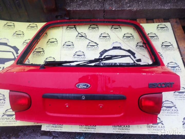 Дверь багажника Ford Escort/Orion 1995-2001