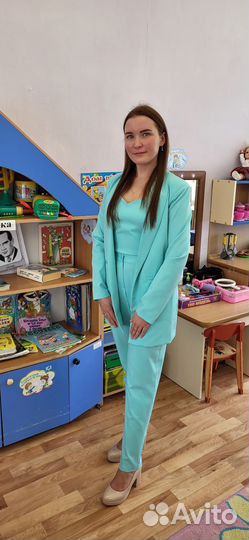 Брючный костюм женский 42 44