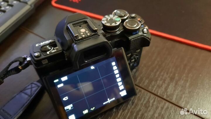 Olympus om d e m10 mark iii