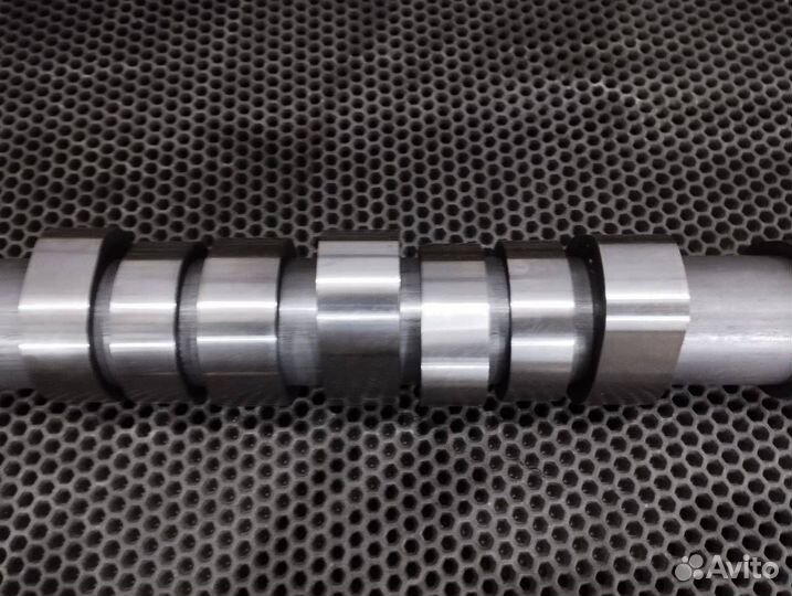 Распредвал Renault T DTI11 новый, оригинал