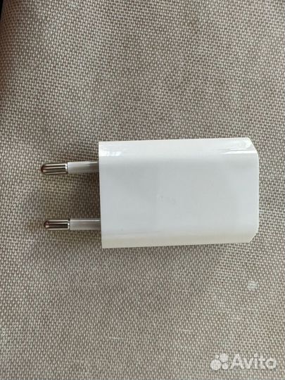 Адаптер для зарядки iPhone
