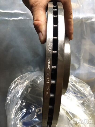 Диски тормозные передние арт. 1734696 Ford Focus