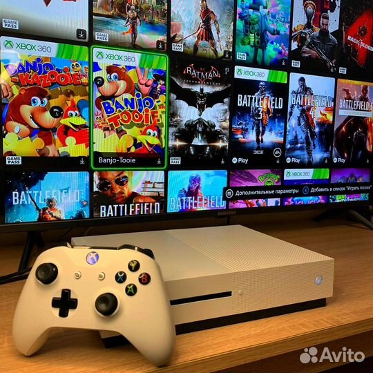 Xbox One S + геймпад + 400 игр