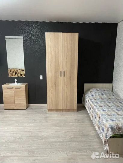 Шкаф Рик платяной