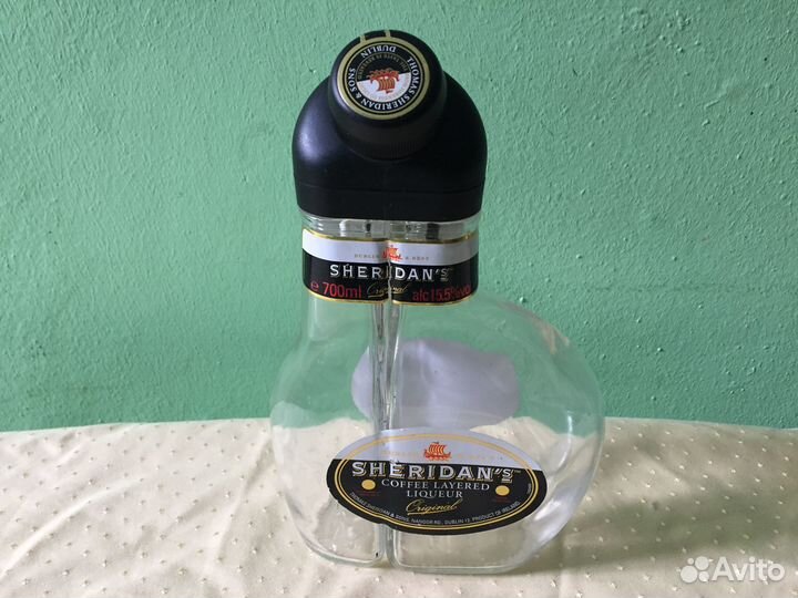 Двойная бутыль 0,7л от кофейного ликёра Sheridan's