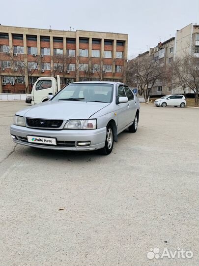 Nissan Bluebird 1.8 AT, 2001, 220 000 км
