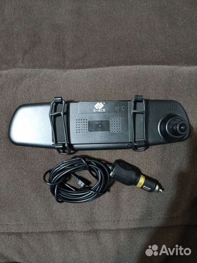 Продам видеорегистратор зеркало