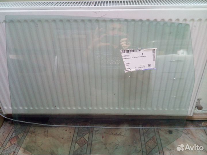 Стекло заднее левое Ford Focus C-max 03-2010