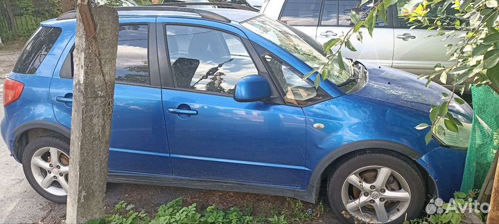 Suzuki SX4 1.6 МТ, 2007, битый, 320 000 км