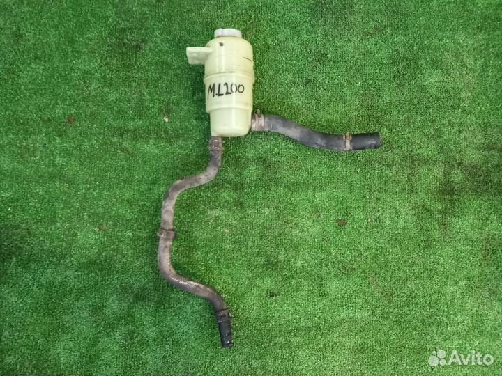 Бачок гура б/у M. L200 4D56 2006-2016