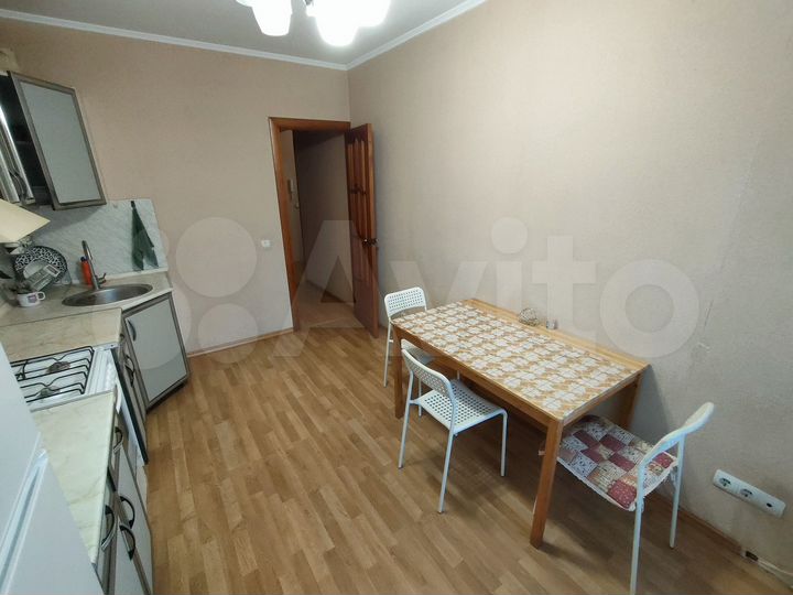 1-к. квартира, 44 м², 10/10 эт.