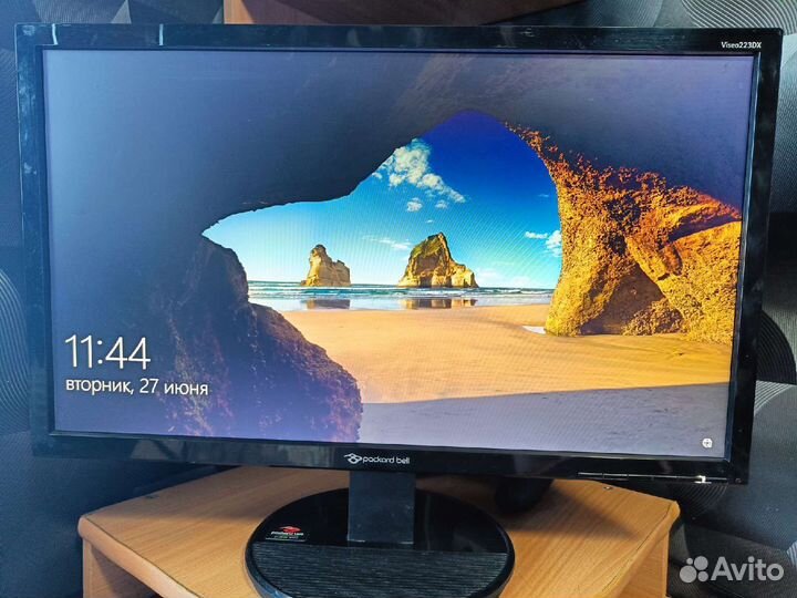 Монитор Packard bell