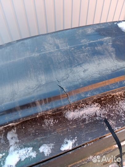 Бампер здании тойота ипсум