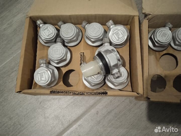 Клапан радиаторный воздуховода